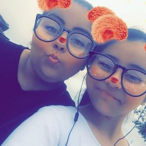 Meet your Posher, Dora